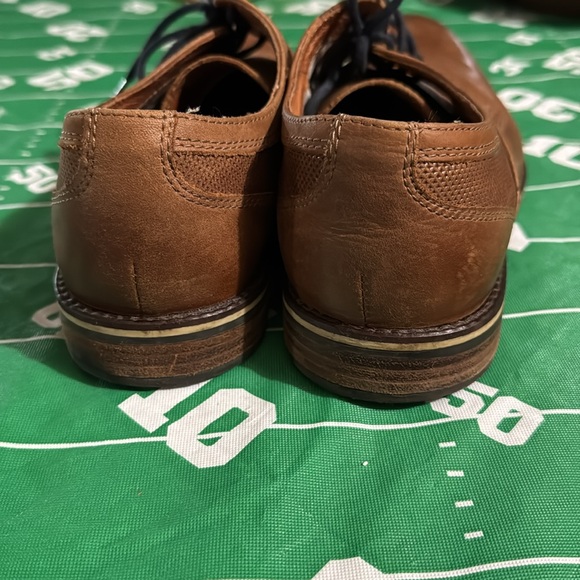 Restoration capped toe Oxford, 9-1/2, brown. - Picture 3 of 6